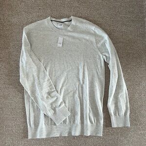 GAP sweater